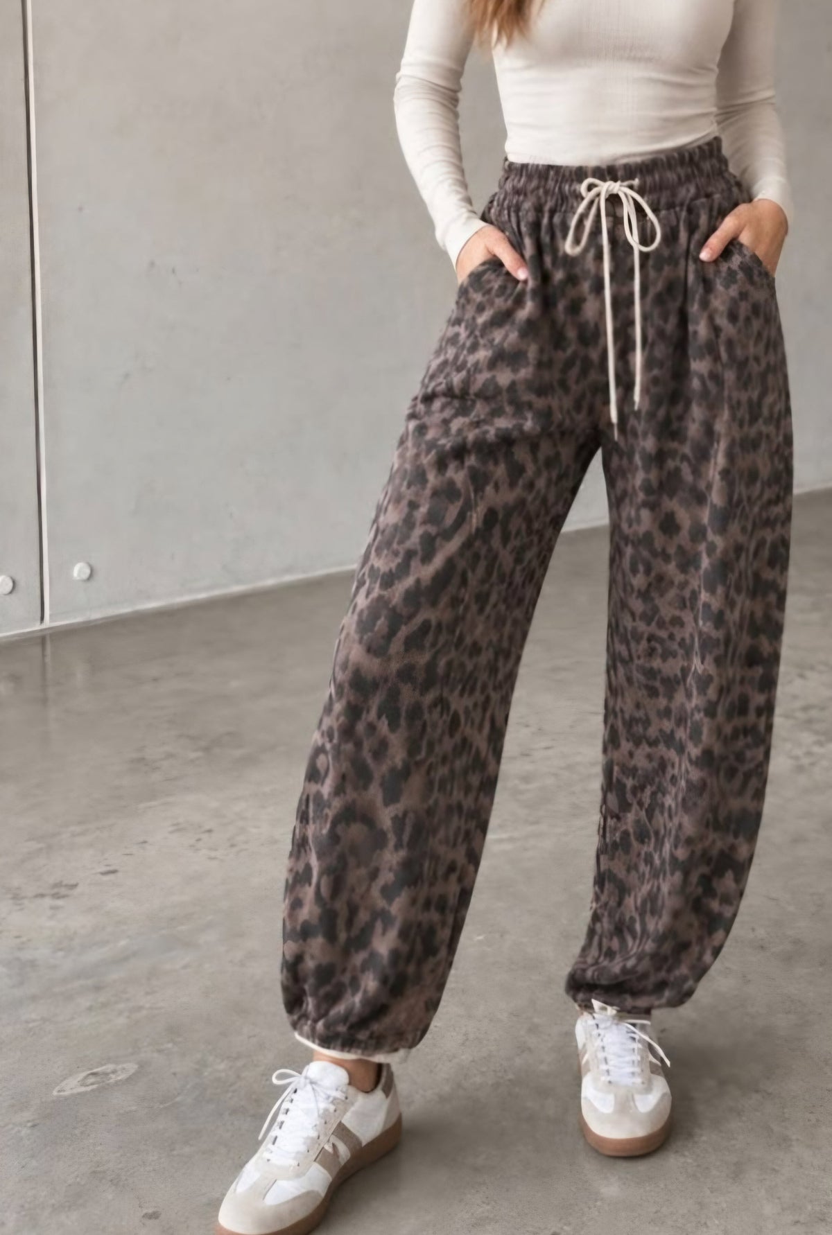 Joggerhose Leo Barrel Schoko