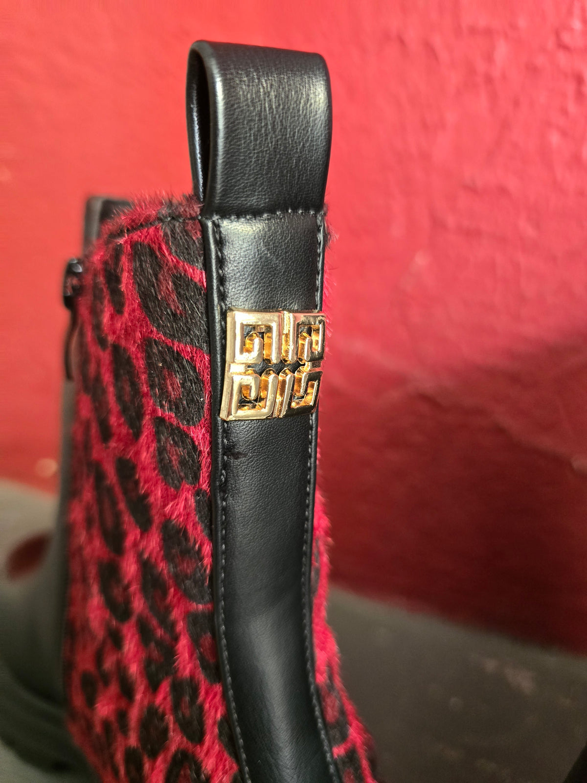 Chelsea Boots  NEXT STOP CAMBRIDGE