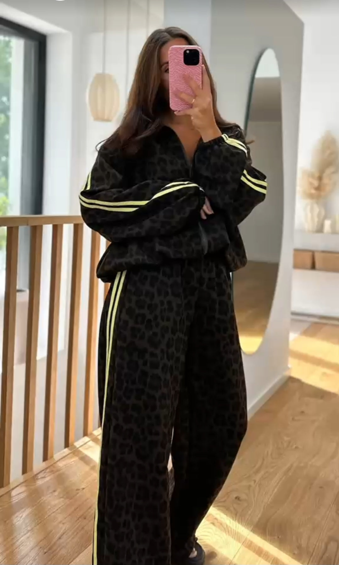 Jacke BE'LIEVE Neon Stripe