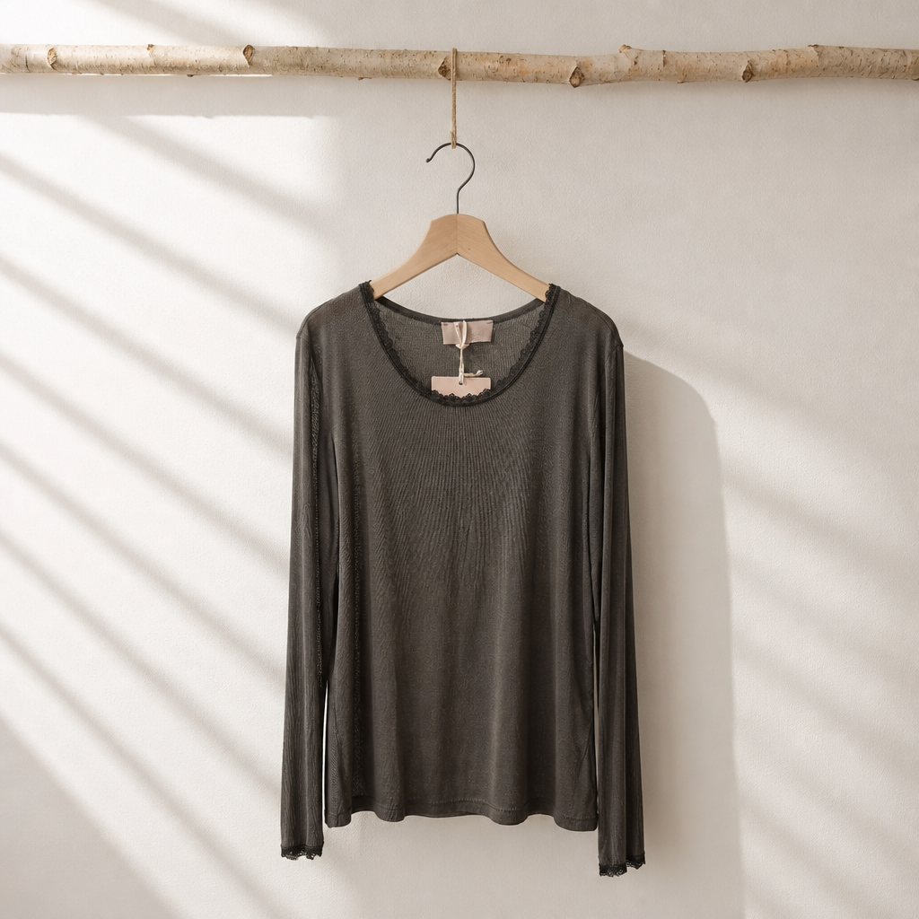 Shirt mit Spitzenrand Toup